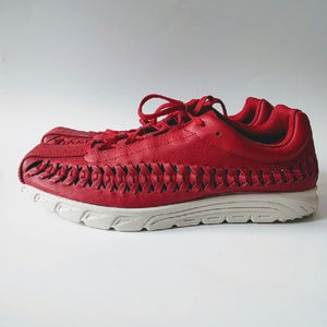 NIKE Mayfly Woven Red Trainer Shoe Mens Sz 10 Leather NWOT